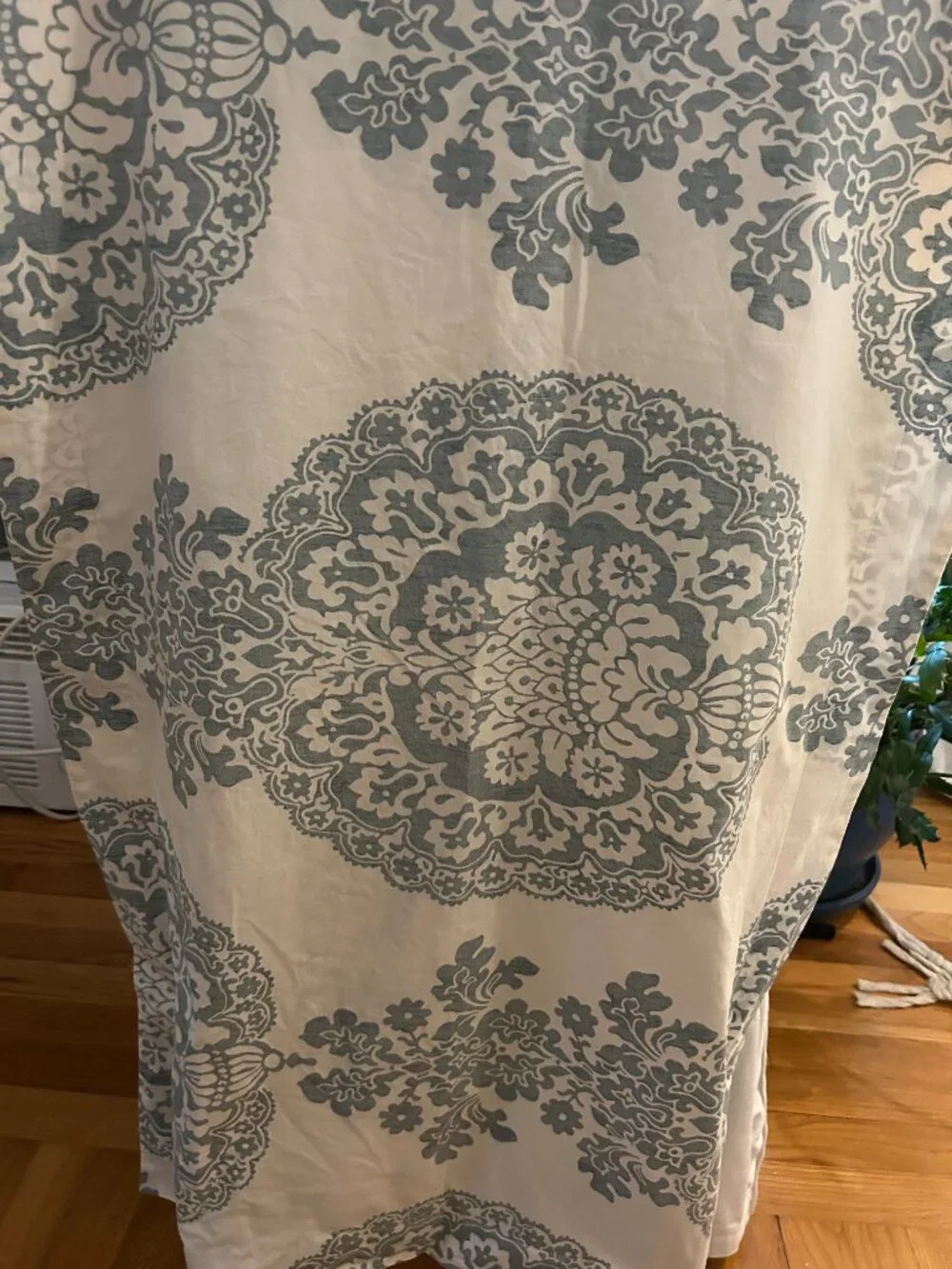 Pottery Barn Luciana Medallion Damask King Pillow Shams (2) 36 X 20